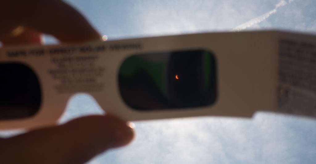 lunette éclipse